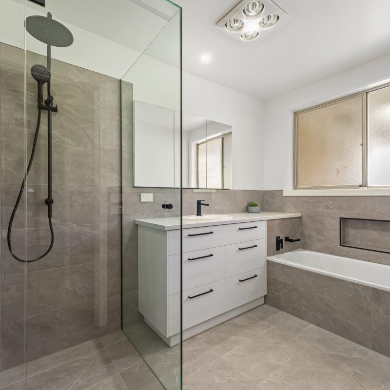 BW1_7855_1701975003-1-scaled